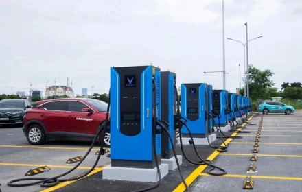 Bộ Công Thương yêu cầu địa phương báo cáo nhu cầu điện cho trạm sạc xe điện