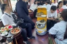 Những hình ảnh mới nhất về đoàn tàu chở 1.200 bác sĩ BV Bạch Mai đi làm mỗi ngày