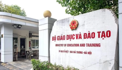 Thấy gì từ đề xuất sắp xếp lại hàng loạt trường học ở Hà Nội?