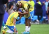 Ảnh Neymar gục ngã phủ sóng toàn cầu: Lời chia tay nghẹn ngào khép lại 16 năm của huyền thoại Brazil