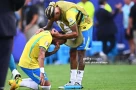 Ảnh Neymar gục ngã phủ sóng toàn cầu: Lời chia tay nghẹn ngào khép lại 16 năm của huyền thoại Brazil