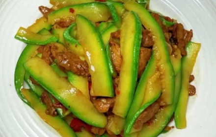 Loại rau chứa nhiều kali, người trung niên và người cao tuổi nên ăn cách ngày, giúp chân và chân chắc khỏe và tốt cho gan