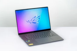 Xuất hiện laptop Gaming AI 16-inch mỏng nhẹ “hàng khủng” với RTX 5090, Intel Core Ultra 9, màn 2.5K 240Hz tại Việt Nam, giá “chỉ” gần 132 triệu đồng