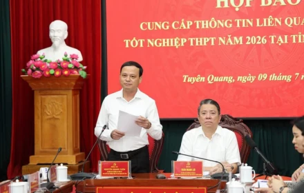 Ai thực sự chỉ đạo thầy giáo chuyên Tuyêm Quang nhắc bài cho học sinh?