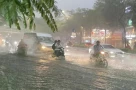 Biển Đông có thể xuất hiện 1-2 cơn bão trong 1 tháng tới, Bắc Bộ mưa lớn, Trung Bộ tiếp tục hứng nắng nóng gay gắt