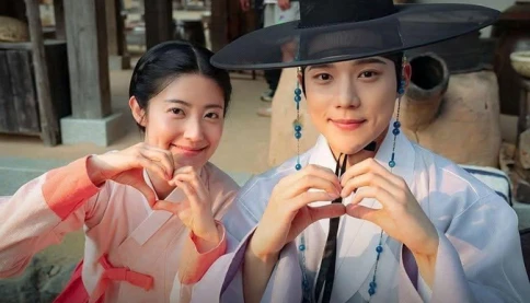 Tử vi tuần mới 13/7 - 19/7: Tuổi Sửu mở khóa nhiều cơ hội, Tuổi Mão cần có cho mình một tinh thần thép