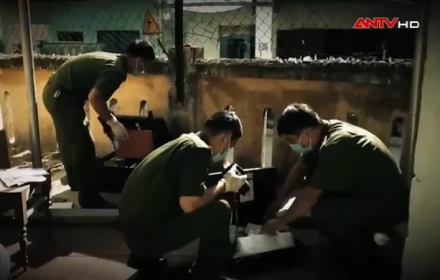 Kinh hoàng: “Ác quỷ” chôn bạn dưới nền nhà sau mùa World Cup