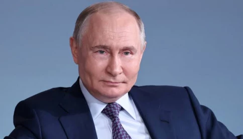 Putin cảnh báo đáp trả mạnh hơn sau làn sóng UAV của Ukraine, xung đột có dấu hiệu leo thang