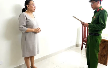 NÓNG: Khởi tố chủ tiệm vàng Kim Lý, Ngọc Tâm và Ngọc Châu Âu tại TP.HCM trong vụ “Buôn lậu” kim cương!