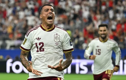 Đánh bại Pháp, Tây Ban Nha vào chung kết World Cup sau 16 năm chờ đợi