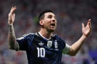 Mạng xã hội nói gì sau màn ngược dòng của Argentina? Messi lại trở thành cái tên "không thể ngăn cản"