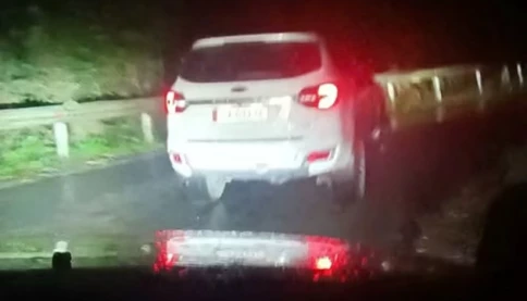 Công an xác minh vụ ô tô 7 chỗ không nhường đường xe cứu thương ở Tuyên Quang, bệnh nhân tử vong trên đường cấp cứu
