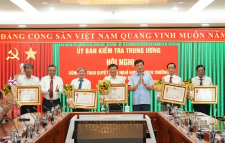 Ba Phó chủ nhiệm Ủy ban Kiểm tra Trung ương nghỉ hưu