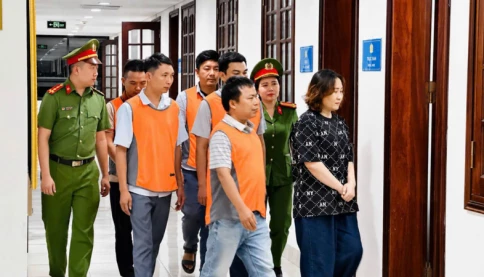Nói chung mua bán hoá đơn là dại rồi!