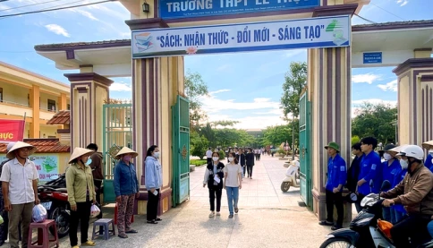Nóng: Khởi tố vụ sai phạm thi tốt nghiệp THPT tại Quảng Trị sau tin nhắn gửi Bộ GD-ĐT