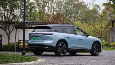 Trải nghiệm lái xe điện ở Trung Quốc: Công nghệ vượt trội khiến thế giới kinh ngạc