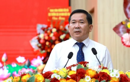 Trung tướng Đinh Văn Nơi nhận nhiệm vụ mới: Từ vị tướng công an nổi tiếng chống buôn lậu đến trọng trách ở Phú Quốc