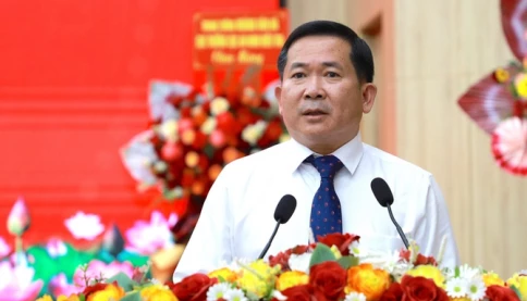 Trung tướng Đinh Văn Nơi nhận nhiệm vụ mới: Từ vị tướng công an nổi tiếng chống buôn lậu đến trọng trách ở Phú Quốc