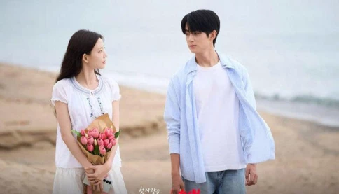 Chòm sao tuần mới 20/7 - 26/7: Bạch Dương học cách lắng nghe, Song Tử đón cơ hội từ những cuộc gặp bất ngờ
