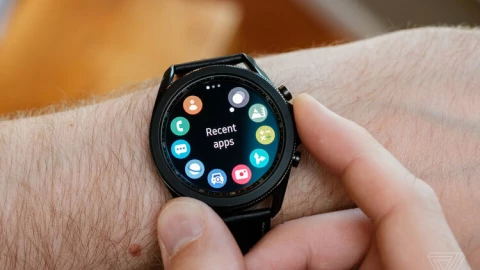 Samsung sắp dừng hỗ trợ các smartwatch chạy Tizen OS, dồn toàn lực cho Wear OS của Google
