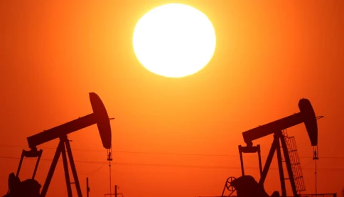 Eo biển Hormuz gần như tê liệt: Mỹ - Iran đẩy xung đột lên nấc thang mới