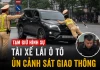Nóng! Tạm giữ hình sự tài xế lái ô tô ủn CSGT rồi bỏ chạy