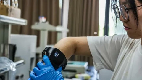 Smartwatch thế hệ mới sắp có thể phân tích cả …mồ hôi của bạn để khai thác dữ liệu sức khỏe