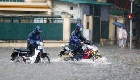 Hà Nội và miền Bắc còn mưa giông đến bao giờ?