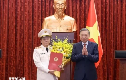 Thứ trưởng Bộ Công an Đặng Hồng Đức được thăng quân hàm Thượng tướng