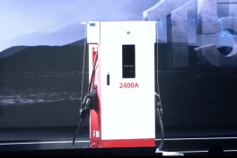 Huawei vừa tung ra 1 loại trạm sạc siêu khủng khiếp biến việc đổ xăng thành trò đùa