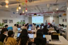 Công ty cấp AI không đủ, nhân viên phải tự bỏ tiền triệu mỗi tháng