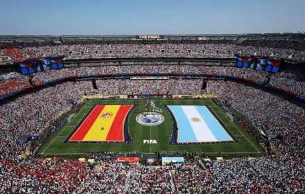 Vì sao UEFA coi kế hoạch của FIFA là "bán linh hồn bóng đá"?