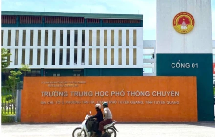Vì sao 328 thí sinh ở Tuyên Quang được thi lại, còn 5 thí sinh ở Quảng Trị thì không?