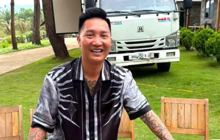 😎 Có biến? 👮🏻‍♂️ Hàng nghìn người dân đang đứng trước nhà Huấn “hoa hồng”?