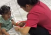 Trường mầm non tạm dừng hoạt động sau vụ bảo mẫu bị tố bạo hành trẻ