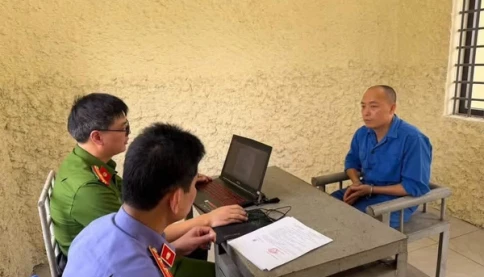 Vì sao TikToker 'Vua Quạt', 'Khánh Sky' bị khởi tố, bắt tạm giam?