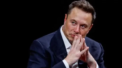 Elon Musk: "Đang hợp tác với Bắc Kinh"!