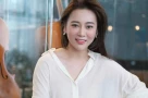 Phương Oanh thử sức với công việc mới, tận dụng sức hút từ trang cá nhân hơn 1 triệu người theo dõi