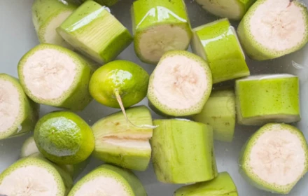 Cách làm chuối xanh kho tiêu