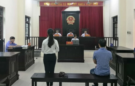 Ly hôn có cần phải báo cáo gia đình hai bên?