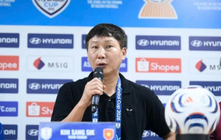 HLV Kim Sang-sik còn cách lịch sử 180 phút: HLV Park Hang-seo chưa từng làm được điều này với ĐT Việt Nam