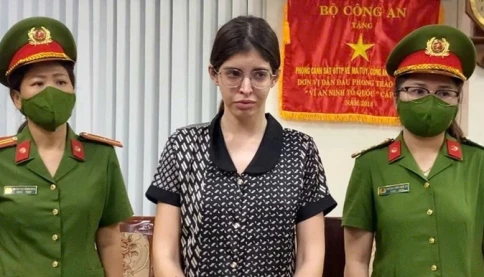 Người mẫu An Tây khai mua ma túy, sử dụng cùng trợ lý và hủy hoại sự nghiệp như thế nào?