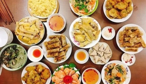 Rằm tháng 7 và Vu Lan khác nhau thế nào? Nhiều người vẫn nhầm hai nghi lễ này