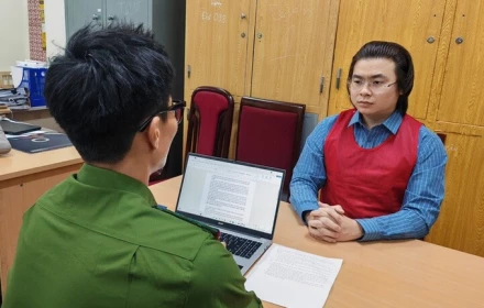 YouTuber Phạm Tuấn - người tự xưng "đàn em Khá Bảnh" là ai mà vừa bị khởi tố?