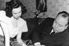 Tác phẩm kinh dị tâm lý rùng rợn thập niên 1940 mà Alfred Hitchcock yêu thích