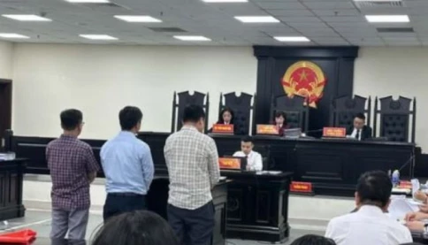 Xét xử vụ cựu Hiệu trưởng Cao đẳng Du lịch Hà Nội bị cáo buộc “ăn chặn” tiền A80 của sinh viên