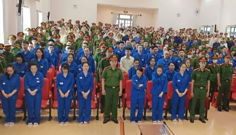 Cái giá phải trả: Vụ ma túy VN10: Đề nghị 9 án tử hình, An Tây 9-11 năm tù, Chi Dân 7-8 năm tù