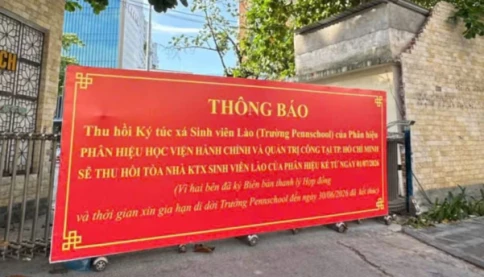 Bất ngờ đóng cửa vào ngày tựu trường, đại diện trường quốc tế nói gì?
