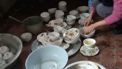 Bạn có biết? Nhiều người trẻ ngại những bữa cơm đại gia đình vì... RỬA BÁT