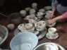 Bạn có biết? Nhiều người trẻ ngại những bữa cơm đại gia đình vì... RỬA BÁT